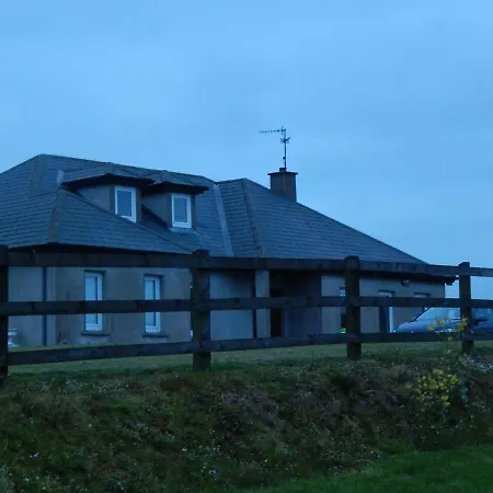 An Sceal Fada Country house Tallow